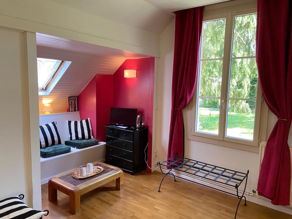 Le Moulin Calme Bed & Breakfast Luceau Exterior foto