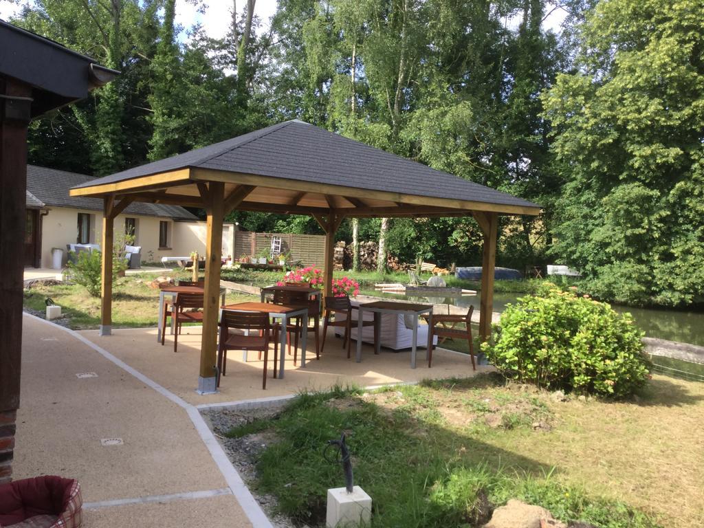 Le Moulin Calme Bed & Breakfast Luceau Exterior foto