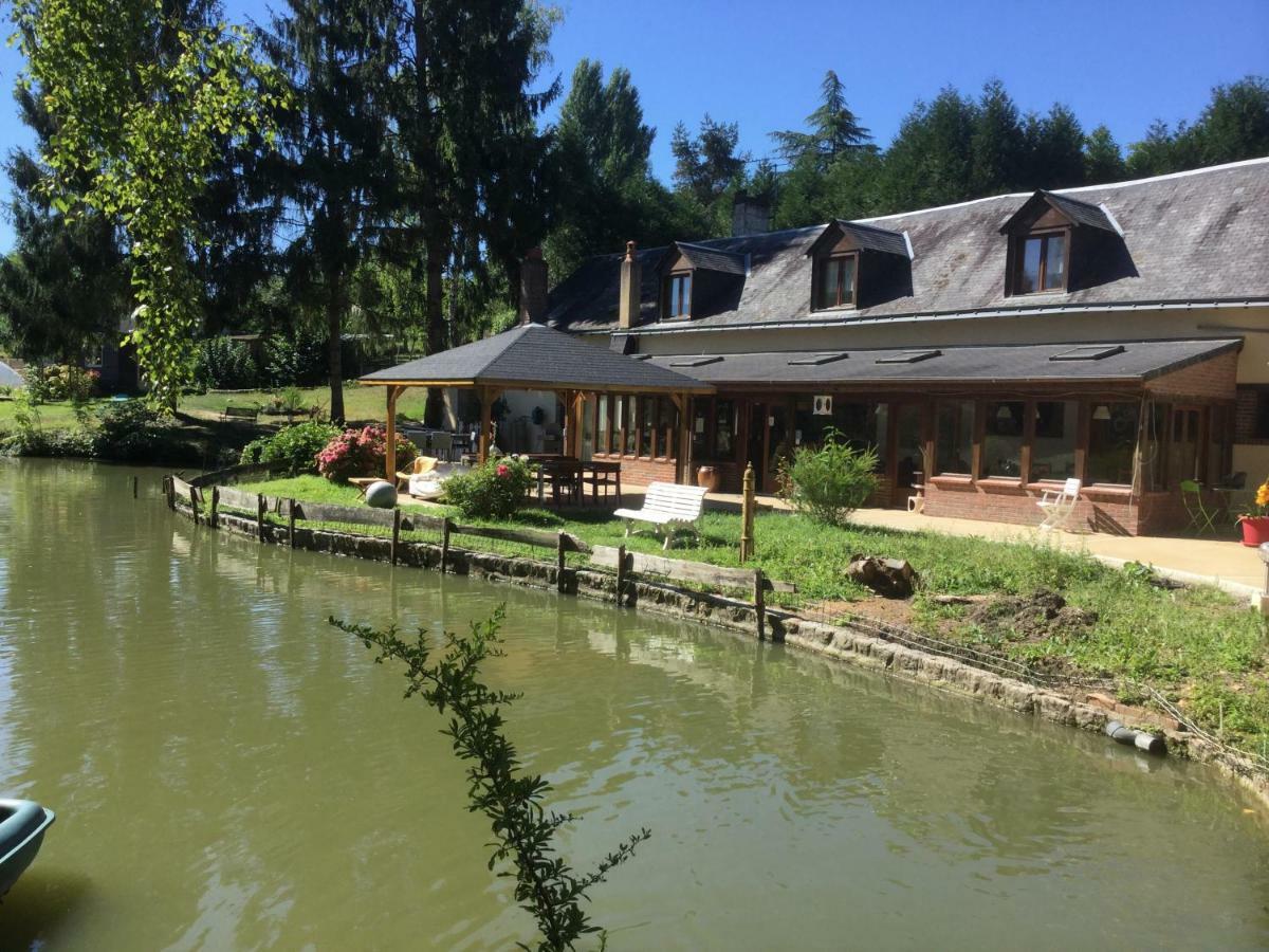 Le Moulin Calme Bed & Breakfast Luceau Exterior foto
