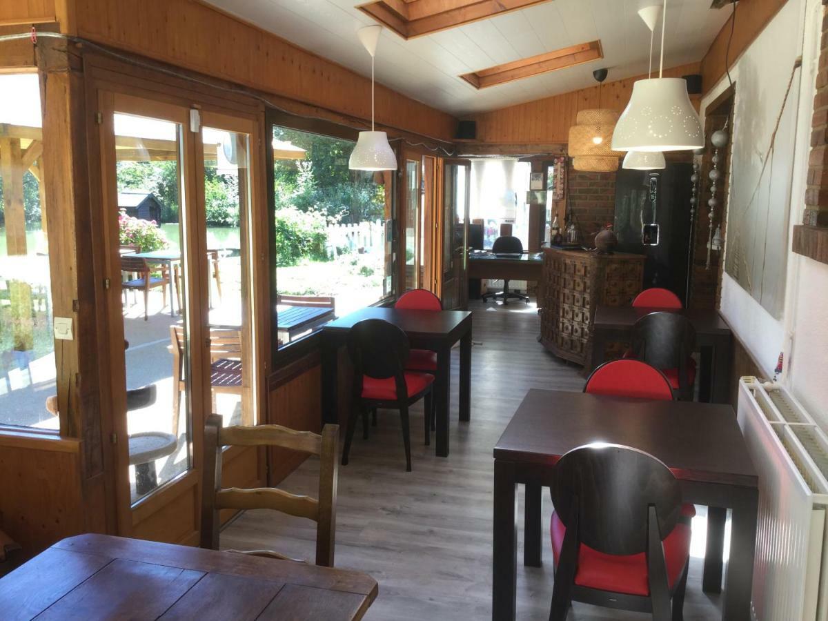 Le Moulin Calme Bed & Breakfast Luceau Exterior foto